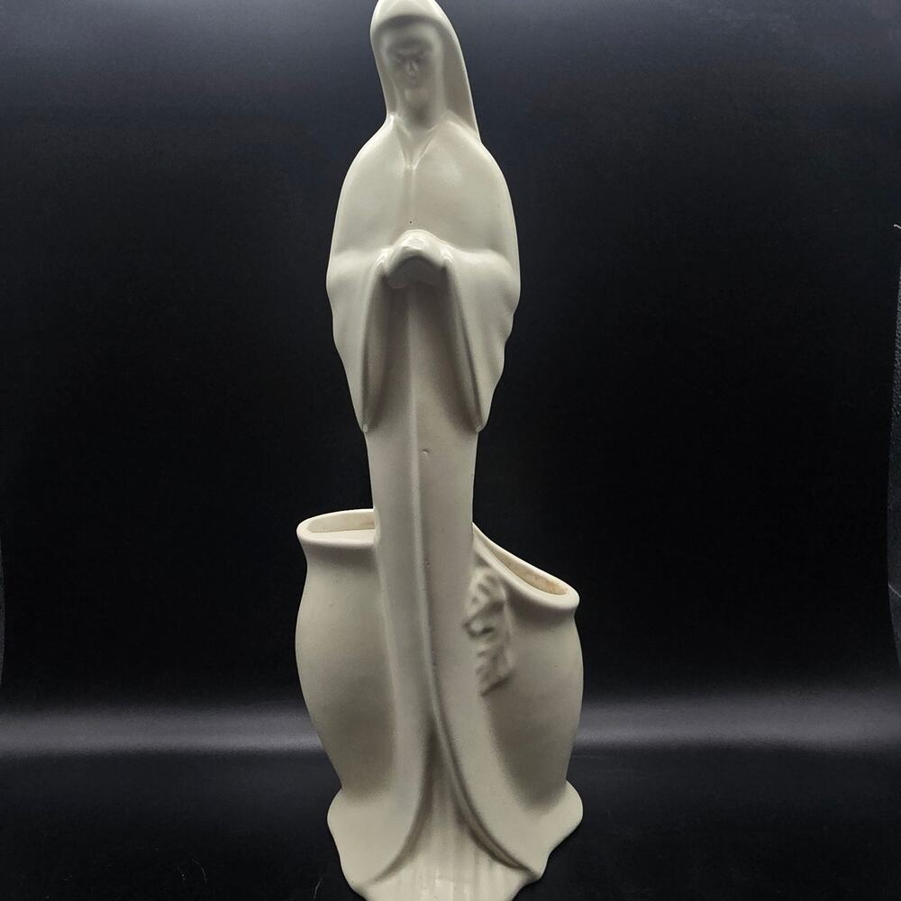 Haeger Pottery Madonna Mother Mary Planter White Vintage Ceramic Religious